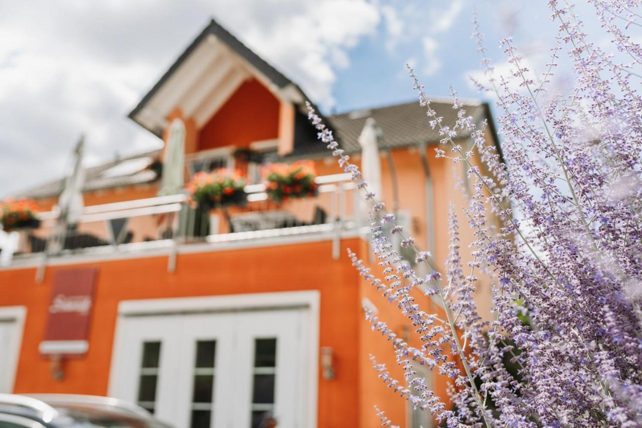 Wein- Und Gaestehaus Schwaab&Sohn Erden Kültér fotó